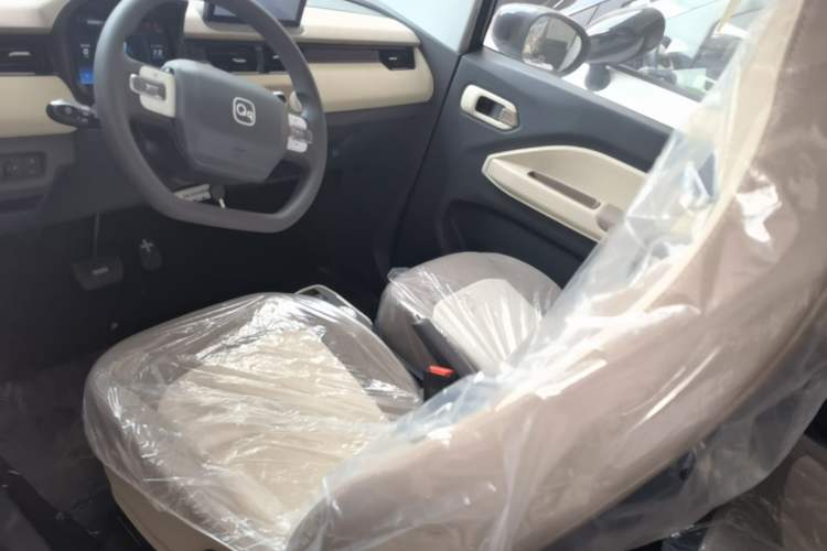 Used Chery QQ Ice Cream 2025 205km Qi Energy Version Left Front Seat