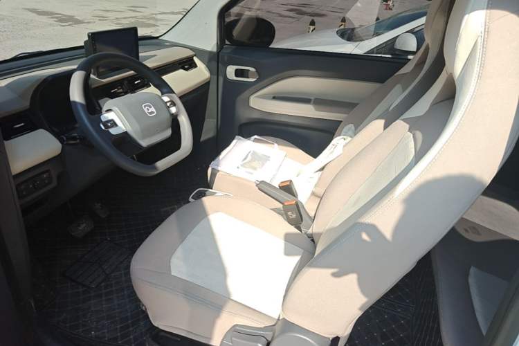 Used Chery QQ Ice Cream 2025 205km Qi Energy Version Left Front Seat
