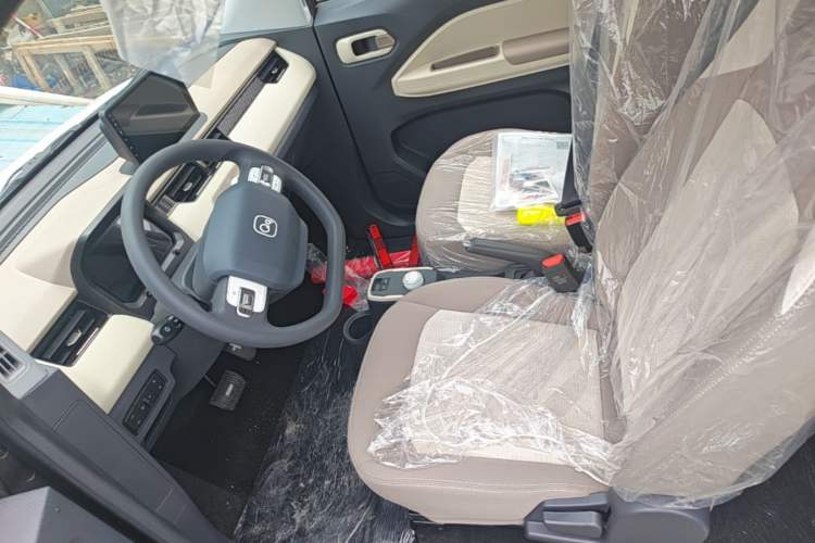 Used Chery QQ Ice Cream 2025 205km Qi Energy Version Left Front Seat