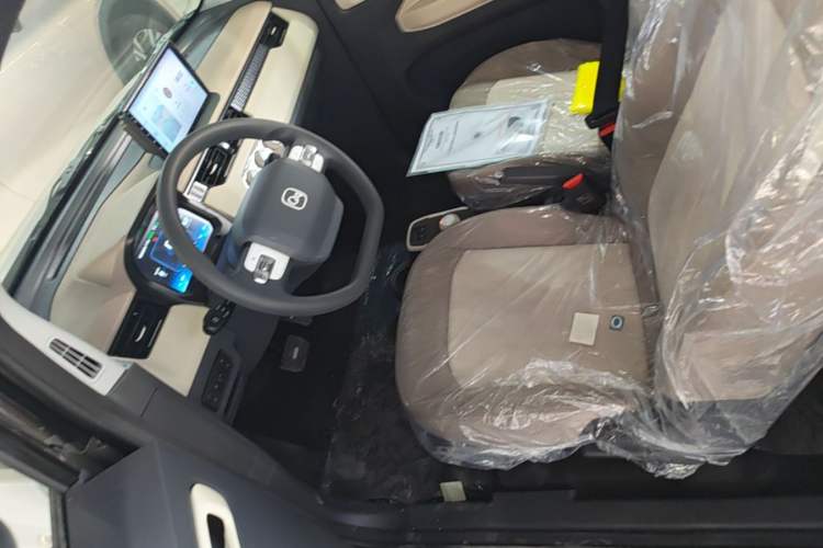 Used Chery QQ Ice Cream 2025 205km Qi Energy Version Left Front Seat