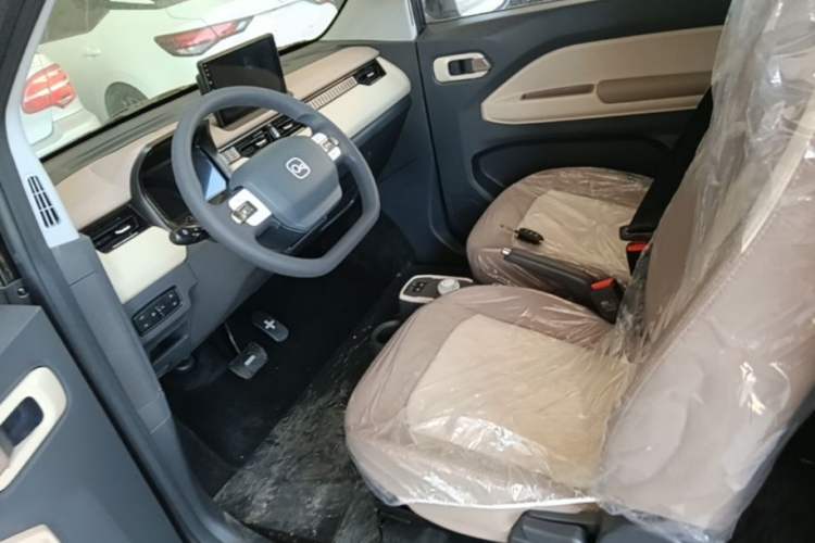 Used Chery QQ Ice Cream 2025 205km Qi Energy Version Left Front Seat