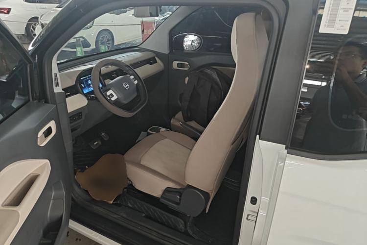 Used Chery QQ Ice Cream 2025 Model 205km Sundae Edition Left Front Seat