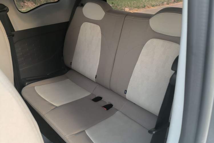 Used Chery QQ Ice Cream 2025 155km Sundae Edition Left Rear Seat