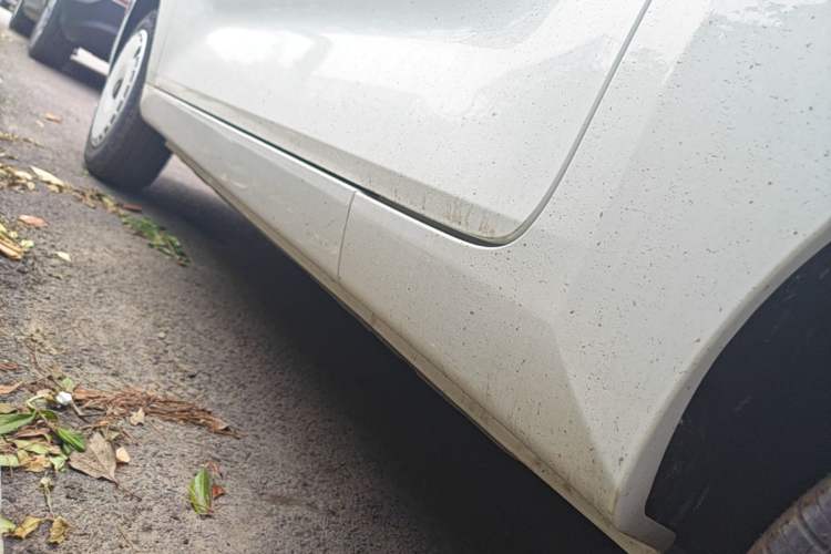 Used Chery QQ Ice Cream 2025 205km Qi Energy Version Left Side Sill