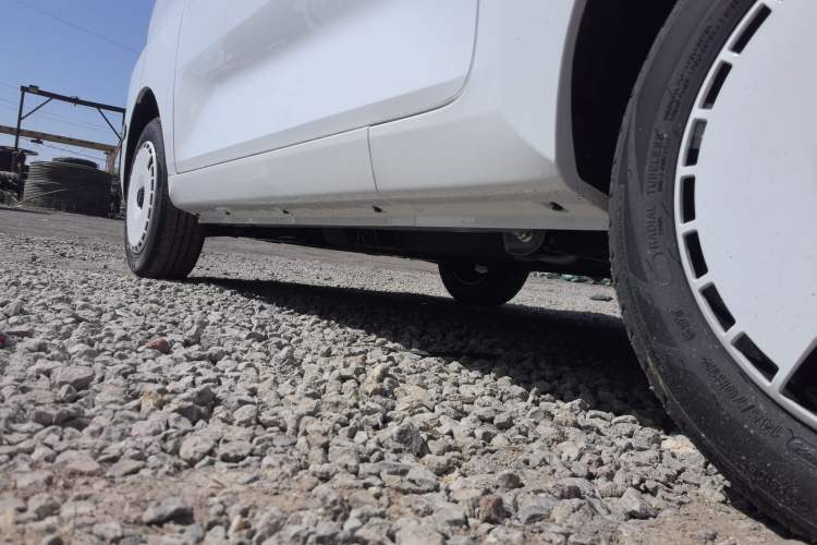 Used Chery QQ Ice Cream 2025 205km Qi Energy Version Left Side Sill