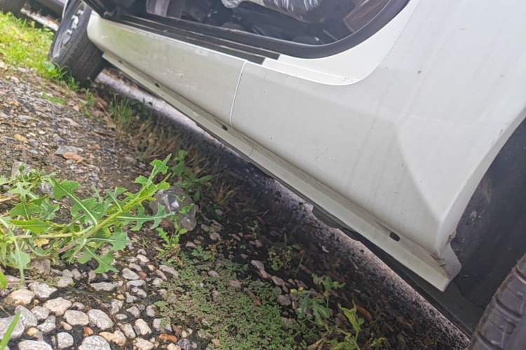 Used Chery QQ Ice Cream 2025 205km Qi Energy Version Left Side Sill