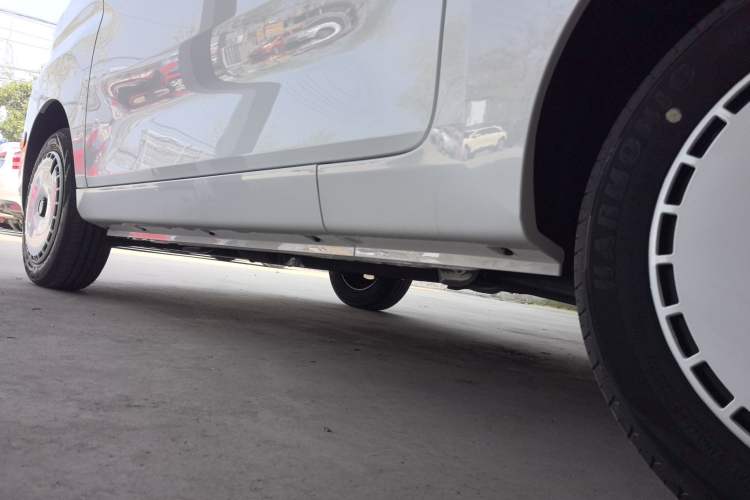 Used Chery QQ Ice Cream 2025 205km Qi Energy Version Left Side Sill