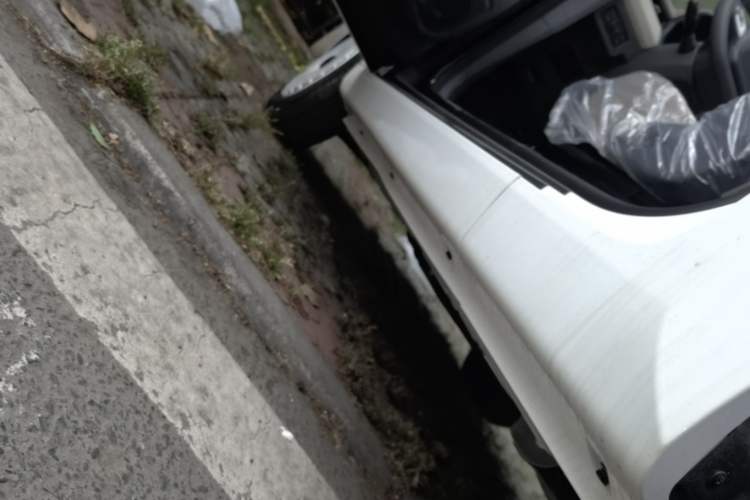 Used Chery QQ Ice Cream 2025 205km Qi Energy Version Left Side Sill