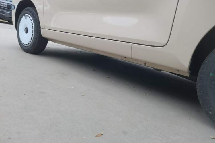 Used Chery QQ Ice Cream 2025 205km Qi Energy Version Left Side Sill
