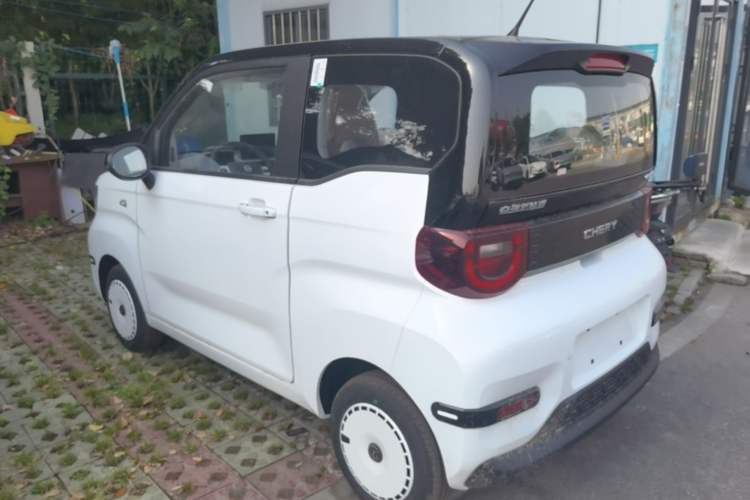 Used Chery QQ Ice Cream 2025 205km Qi Energy Version Rear Left 45 Deg