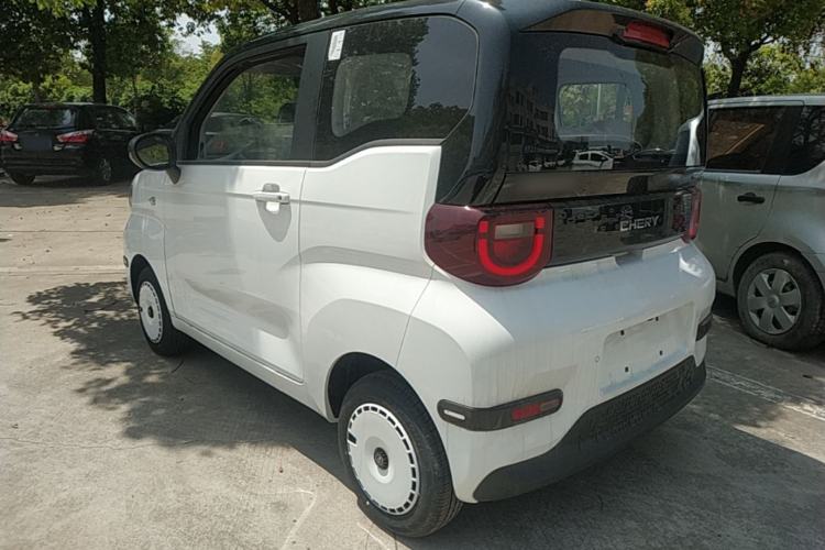 Used Chery QQ Ice Cream 2025 205km Qi Energy Version Rear Left 45 Deg