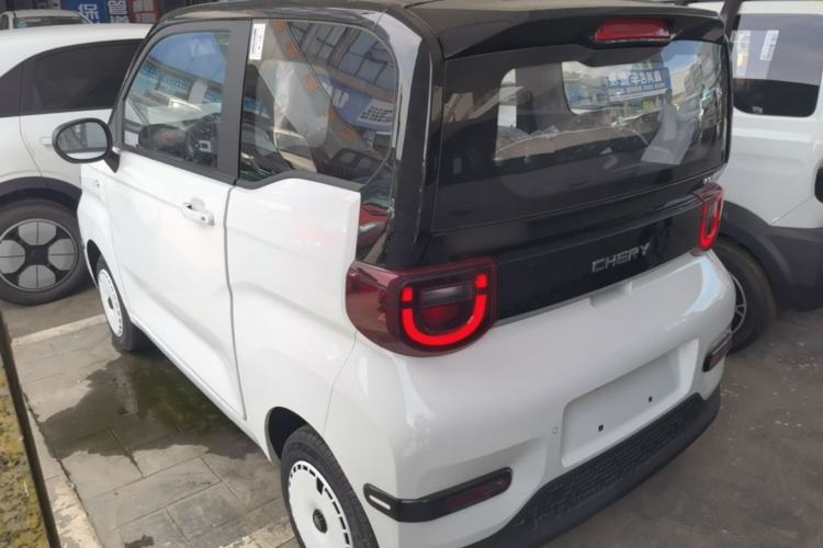 Used Chery QQ Ice Cream 2025 205km Qi Energy Version Rear Left 45 Deg