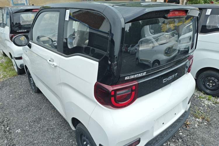 Used Chery QQ Ice Cream 2025 205km Qi Energy Version Rear Left 45 Deg