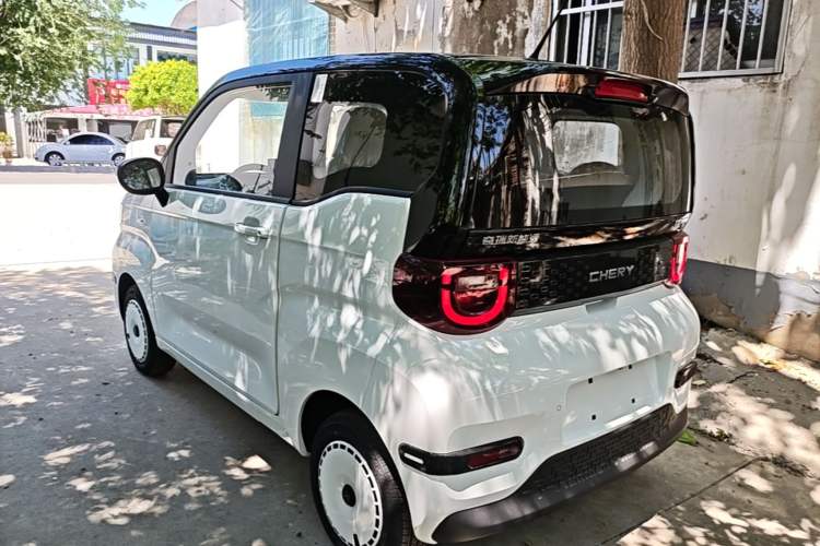 Used Chery QQ Ice Cream 2025 205km Qi Energy Version Rear Left 45 Deg
