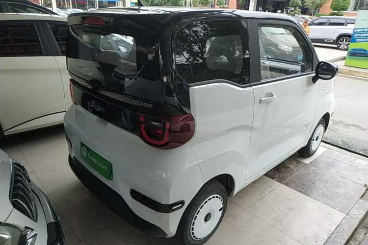 Used Chery QQ Ice Cream 2025 155km Sundae Edition Rear Right 45 Deg