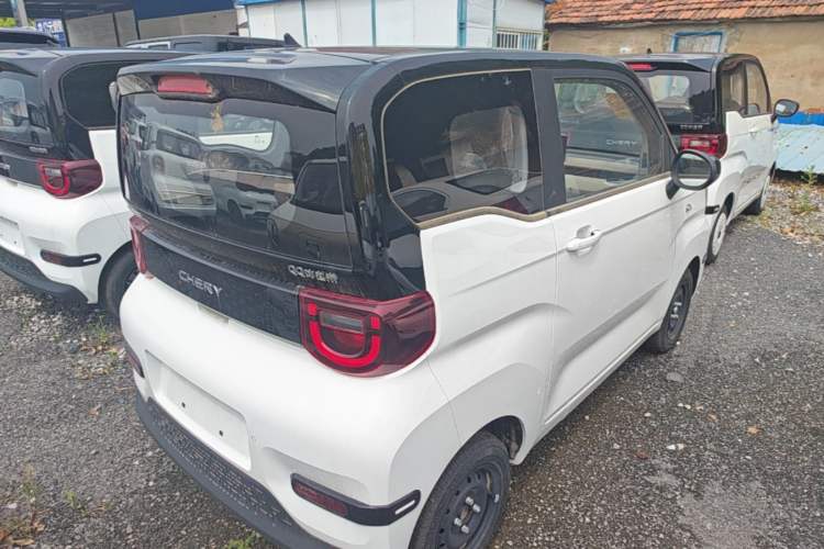 Used Chery QQ Ice Cream 2025 205km Qi Energy Version Rear Right 45 Deg