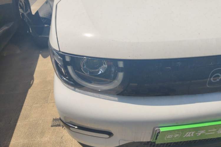 Used Chery QQ Ice Cream 2025 Model 205km Sundae Edition Right Front Headlight