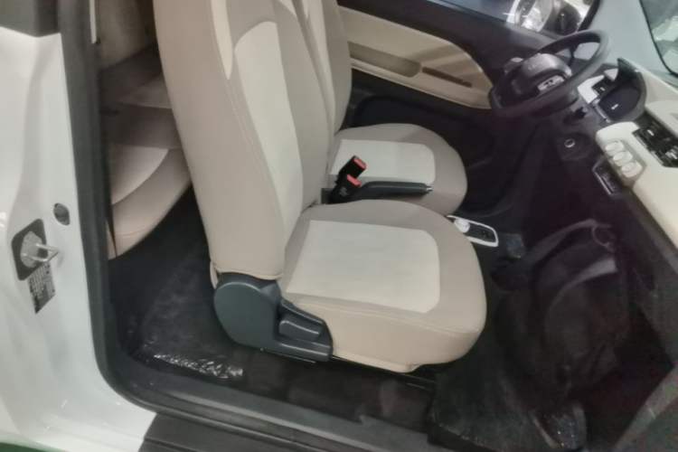 Used Chery QQ Ice Cream 2025 155km Sundae Edition Right Front Seat