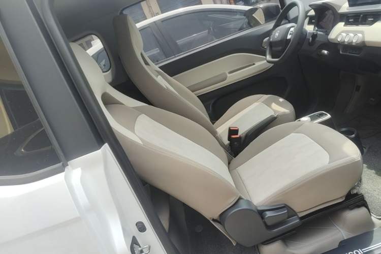 Used Chery QQ Ice Cream 2025 205km Qi Energy Version Right Front Seat