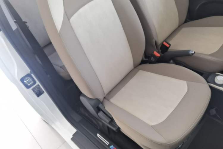 Used Chery QQ Ice Cream 2025 205km Qi Energy Version Right Front Seat