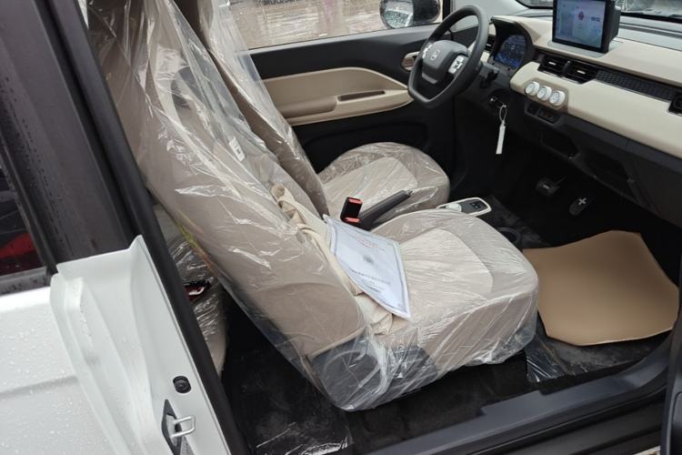 Used Chery QQ Ice Cream 2025 205km Qi Energy Version Right Front Seat