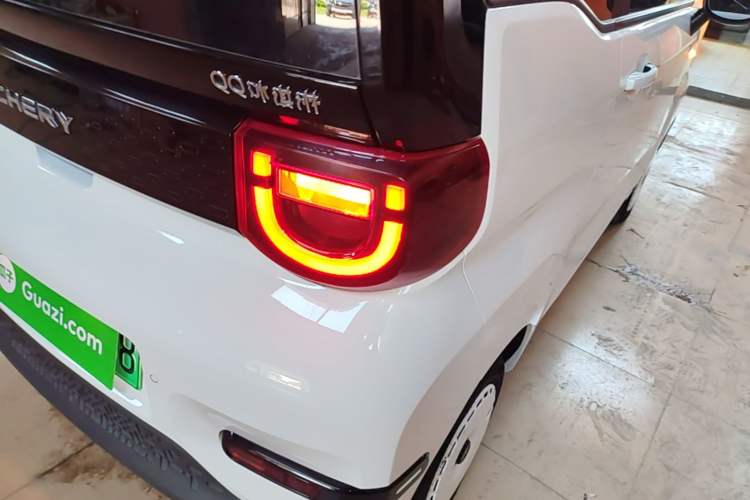 Used Chery QQ Ice Cream 2025 155km Sundae Edition Right Rear Taillight
