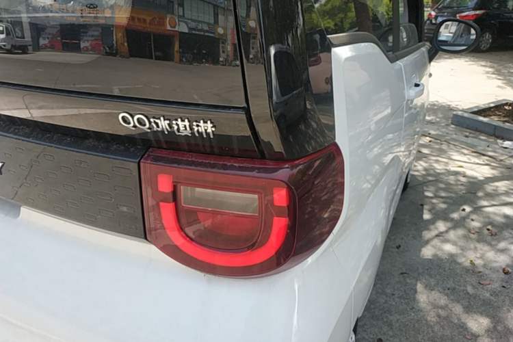 Used Chery QQ Ice Cream 2025 205km Qi Energy Version Right Rear Taillight