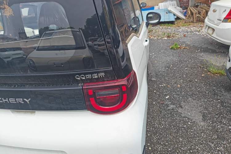 Used Chery QQ Ice Cream 2025 205km Qi Energy Version Right Rear Taillight