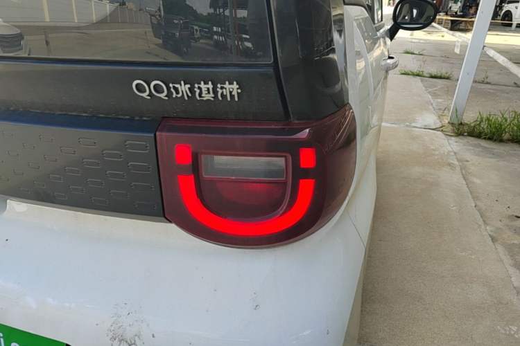 Used Chery QQ Ice Cream 2025 155km Sundae Edition Right Rear Taillight