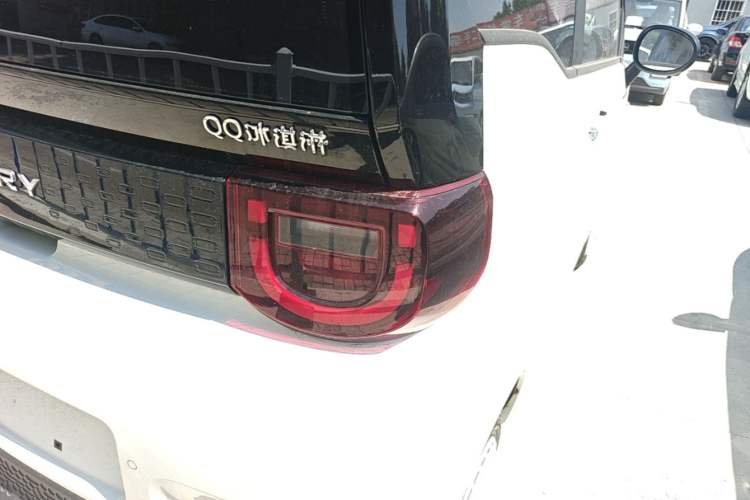 Used Chery QQ Ice Cream 2025 205km Qi Energy Version Right Rear Taillight