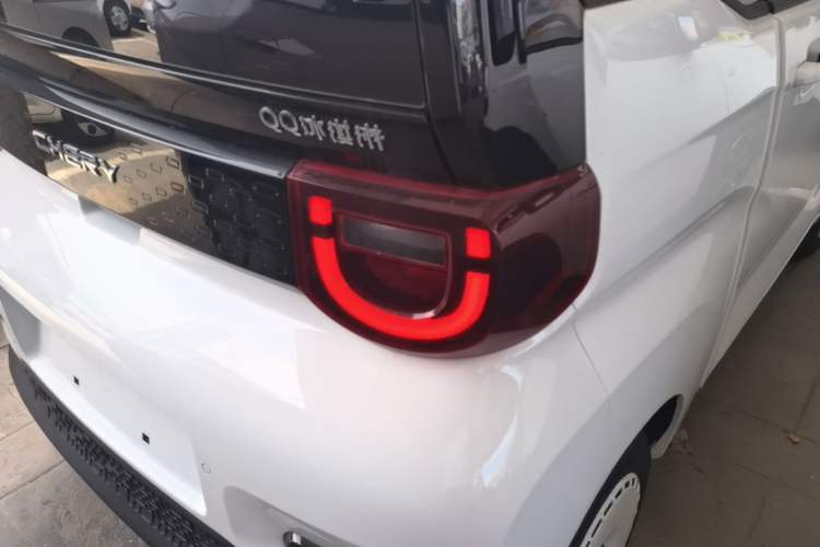 Used Chery QQ Ice Cream 2025 205km Qi Energy Version Right Rear Taillight