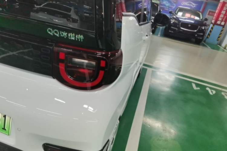 Used Chery QQ Ice Cream 2025 155km Sundae Edition Right Rear Taillight