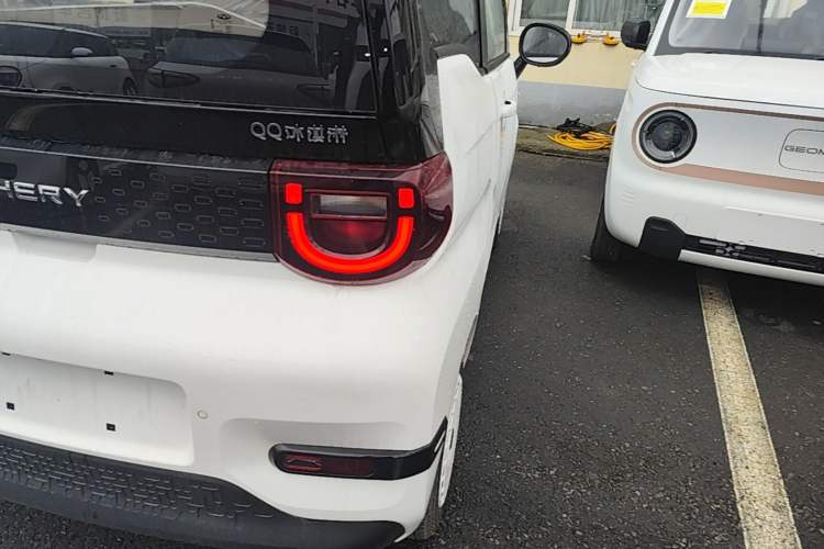 Used Chery QQ Ice Cream 2025 205km Qi Energy Version Right Rear Taillight