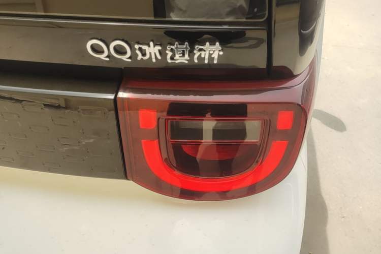 Used Chery QQ Ice Cream 2025 205km Qi Energy Version Right Rear Taillight