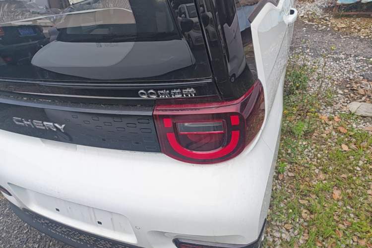 Used Chery QQ Ice Cream 2025 205km Qi Energy Version Right Rear Taillight