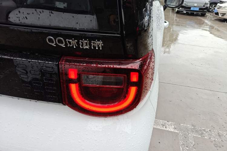 Used Chery QQ Ice Cream 2025 205km Qi Energy Version Right Rear Taillight