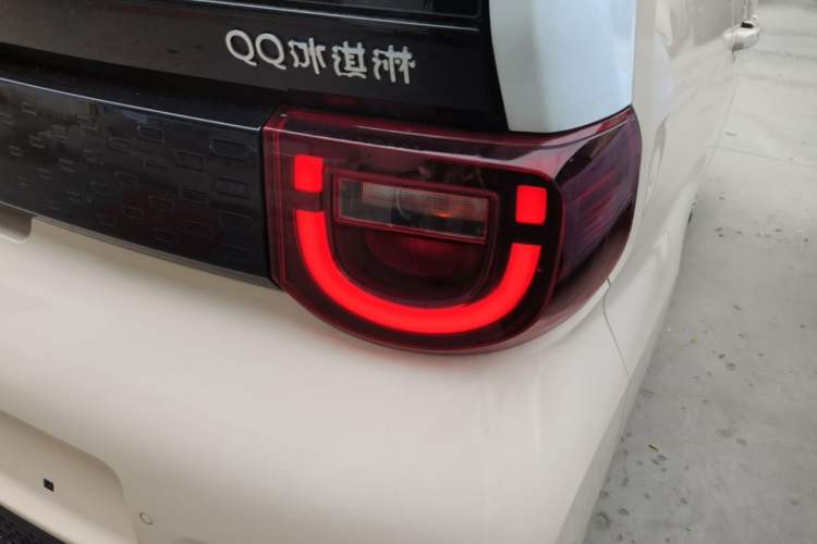 Used Chery QQ Ice Cream 2025 205km Qi Energy Version Right Rear Taillight