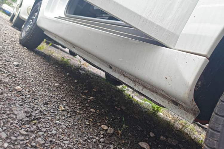 Used Chery QQ Ice Cream 2025 205km Qi Energy Version Right Side Sill