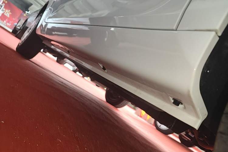 Used Chery QQ Ice Cream 2025 205km Qi Energy Version Right Side Sill
