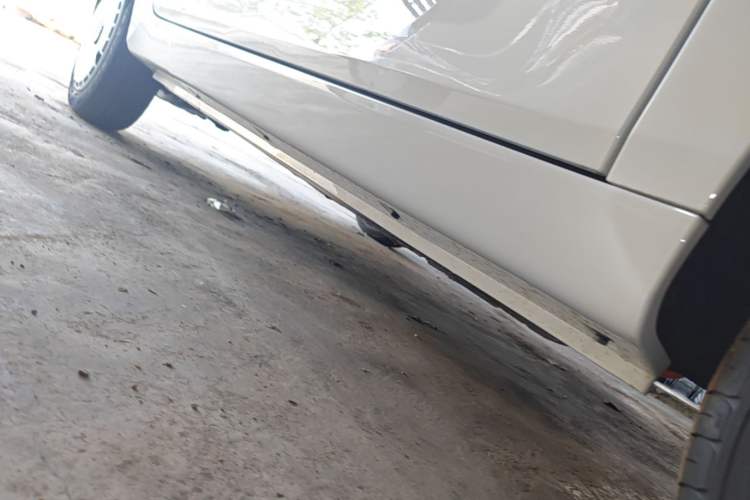 Used Chery QQ Ice Cream 2025 205km Qi Energy Version Right Side Sill