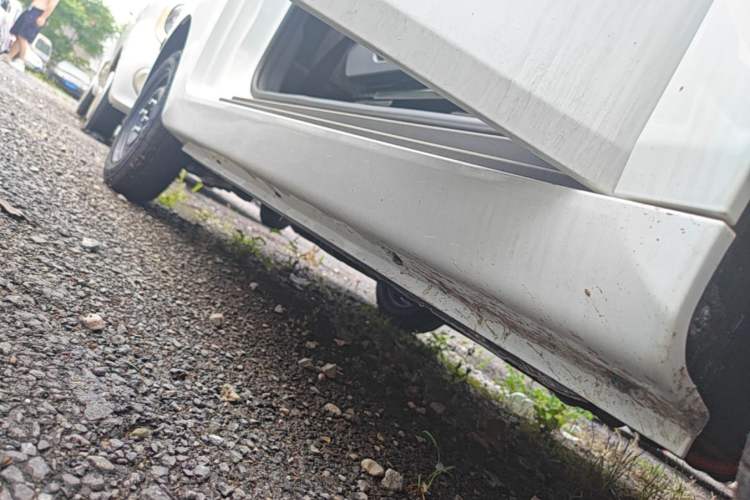 Used Chery QQ Ice Cream 2025 205km Qi Energy Version Right Side Sill