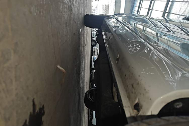 Used Chery QQ Ice Cream 2025 Model 205km Sundae Edition Right Side Sill