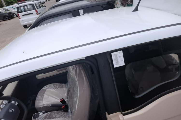 Used Chery QQ Ice Cream 2025 205km Qi Energy Version Roof