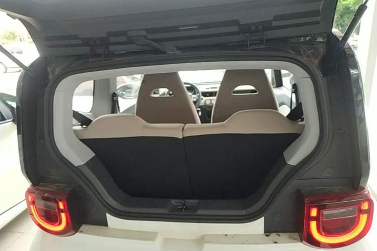 Used Chery QQ Ice Cream 2025 155km Sundae Edition Trunk