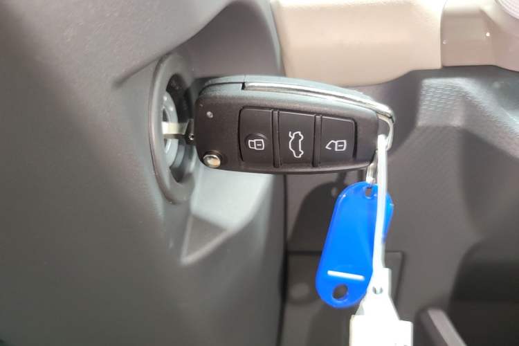 Used Chery QQ Ice Cream 2025 205km Qi Energy Version Vehicle Key