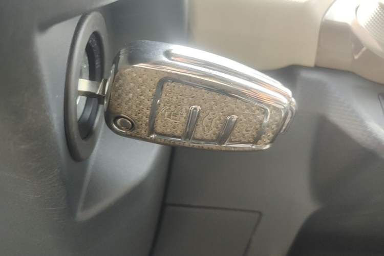 Used Chery QQ Ice Cream 2025 205km Qi Energy Version Vehicle Key