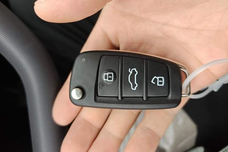 Used Chery QQ Ice Cream 2025 205km Qi Energy Version Vehicle Key
