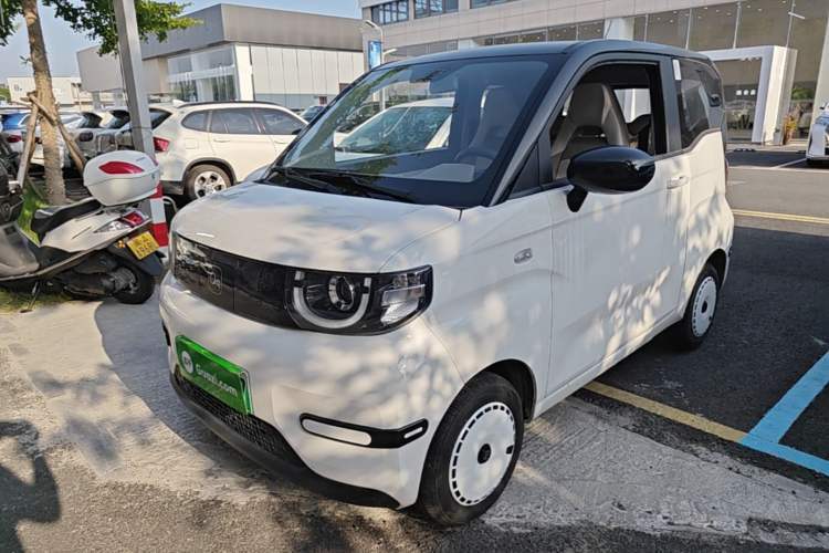 Ojetý Chery QQ Ice Cream 2025 155km Sundae Edition Guazi used car, China used car export, Used car for sale, Used cars, Cheapest cars for sale