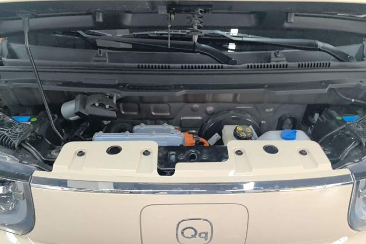 Used Chery QQ Ice Cream 2026 Model British Edition Engine Bay