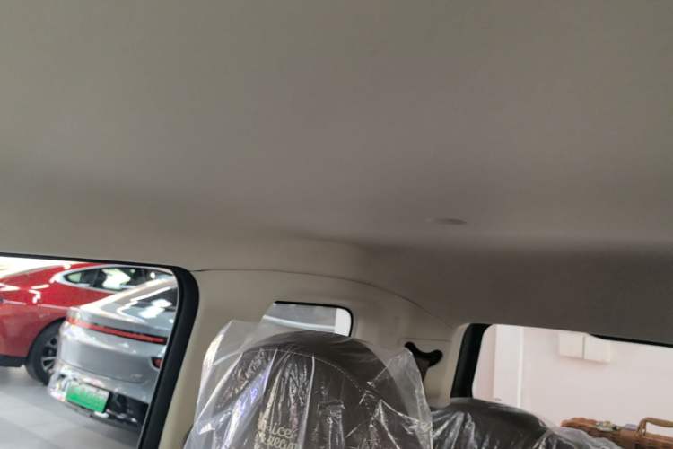 Used Chery QQ Ice Cream 2026 Model British Edition Headliner